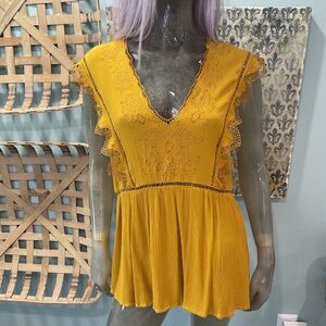 Adiva Mustard Lace V-Neck Blouse